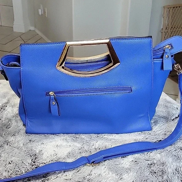 Great for summer! Blue and white bag‎ - Picture 2 of 6